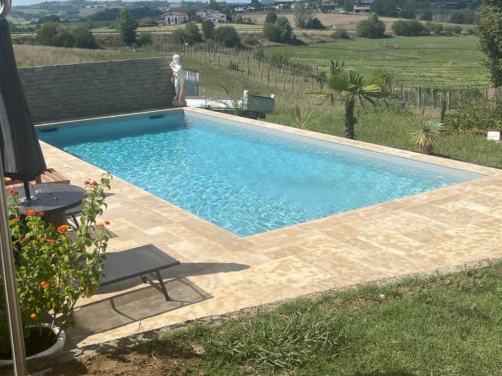 AEP PISCINES Pisciniste Biarritz Calais Gris Clair